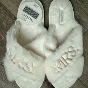 White Fuzzy Slippers with 'Mrs' Embroidery
